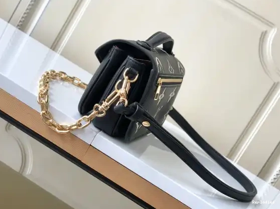 Repladies WEST EAST POCHETTE LOUIS VUITTON METIS 0505